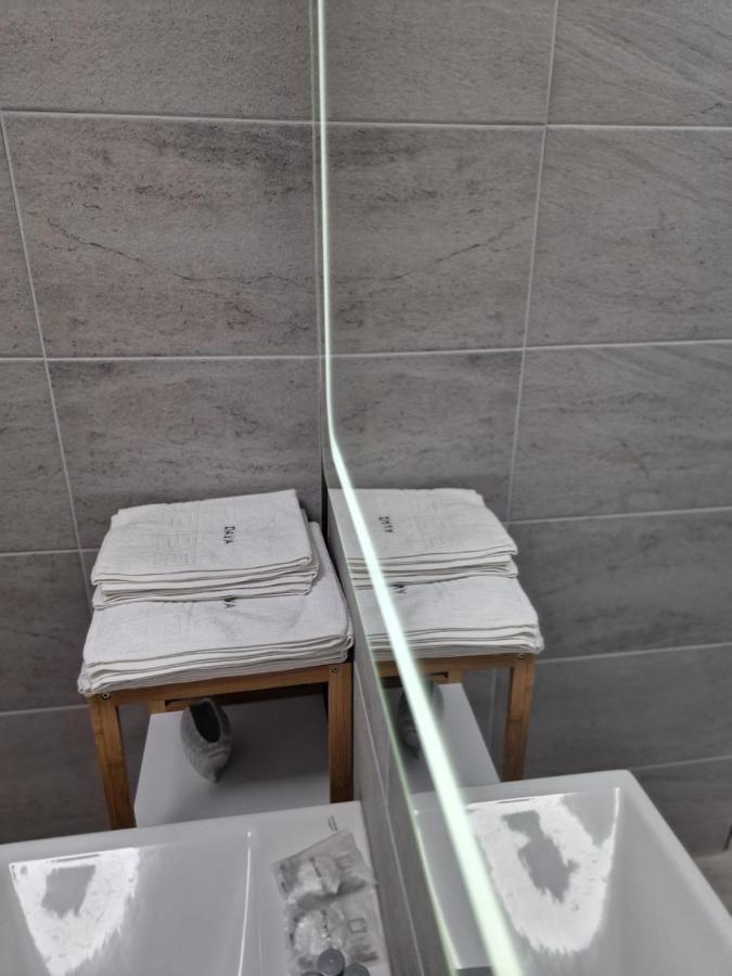 Dava Aparthotel Pool & Spa Mamaia Nord Неводарі Екстер'єр фото