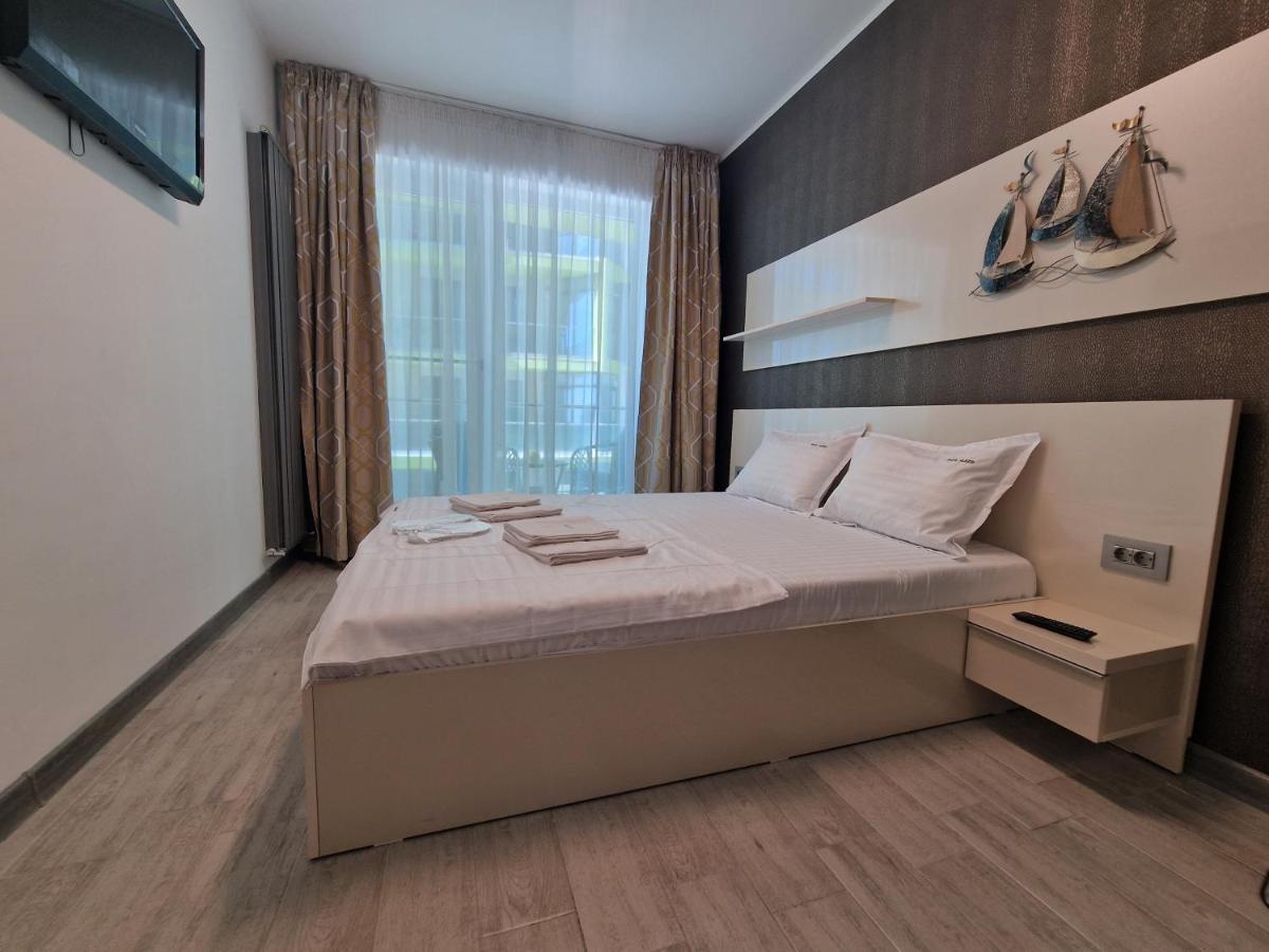 Dava Aparthotel Pool & Spa Mamaia Nord Неводарі Екстер'єр фото