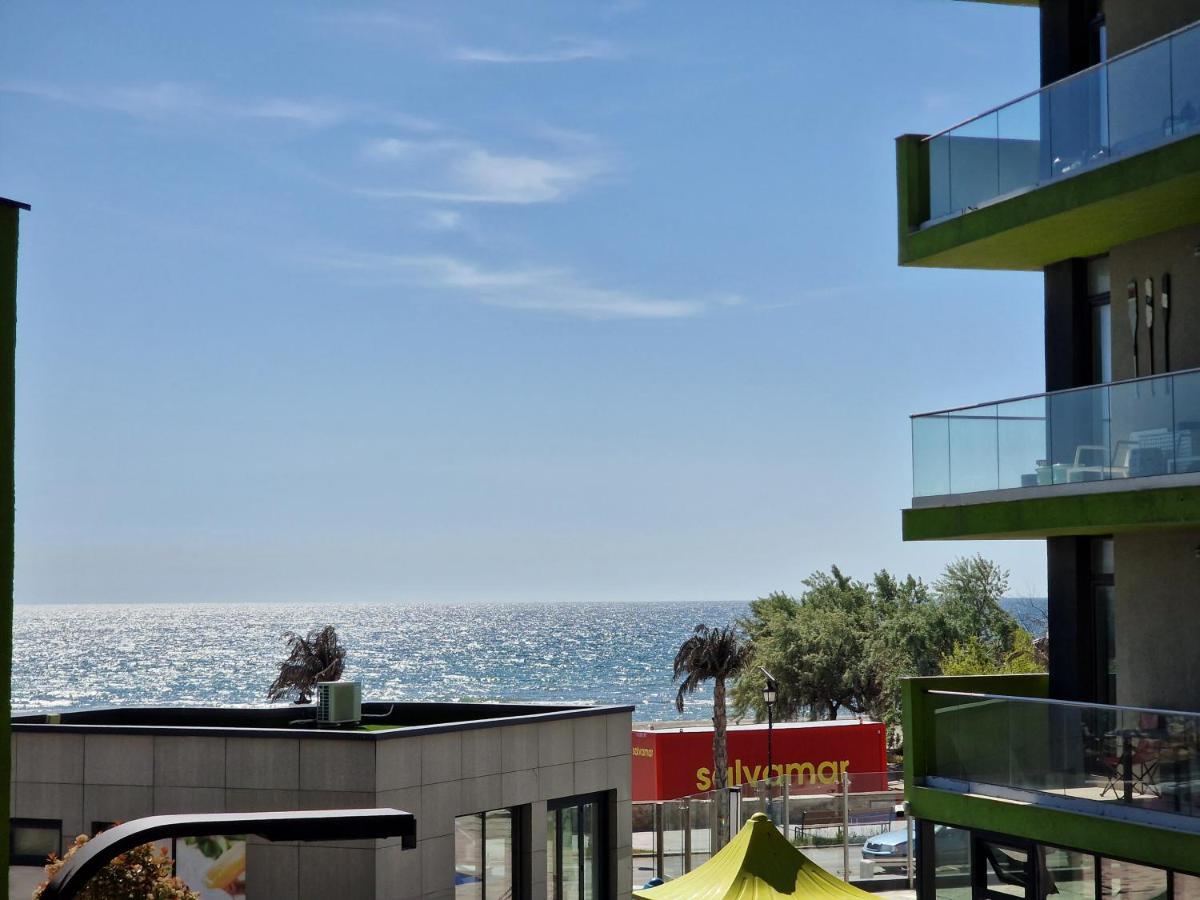 Dava Aparthotel Pool & Spa Mamaia Nord Неводарі Екстер'єр фото